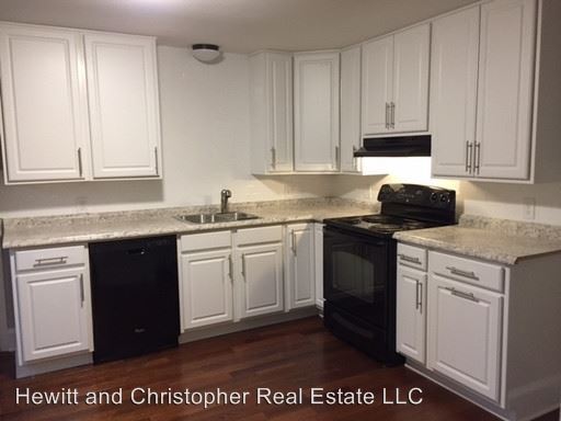Primary Photo - 3 br, 2 bath House - 23 Summit Ave