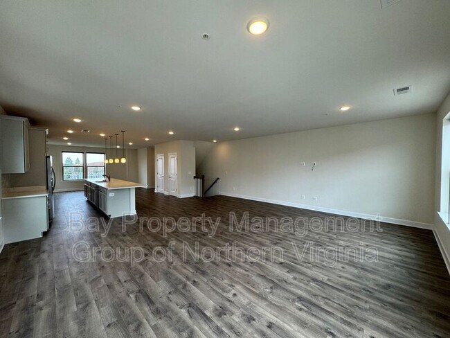 Building Photo - 10437 Ratcliffe Trl