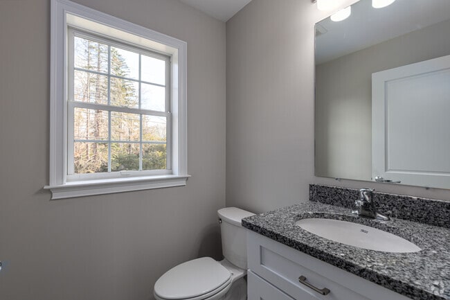 3BR, 2.5BA - 2 Story - Bathroom - Townhomes at Colonial Village