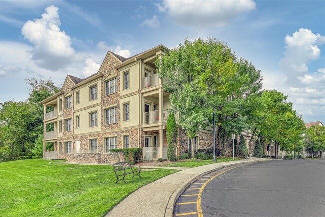 Building Photo - 24 N De Baun Ave