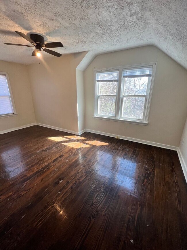 Foto del edificio - 3 Bedroom Home with 1.5 Bathrooms