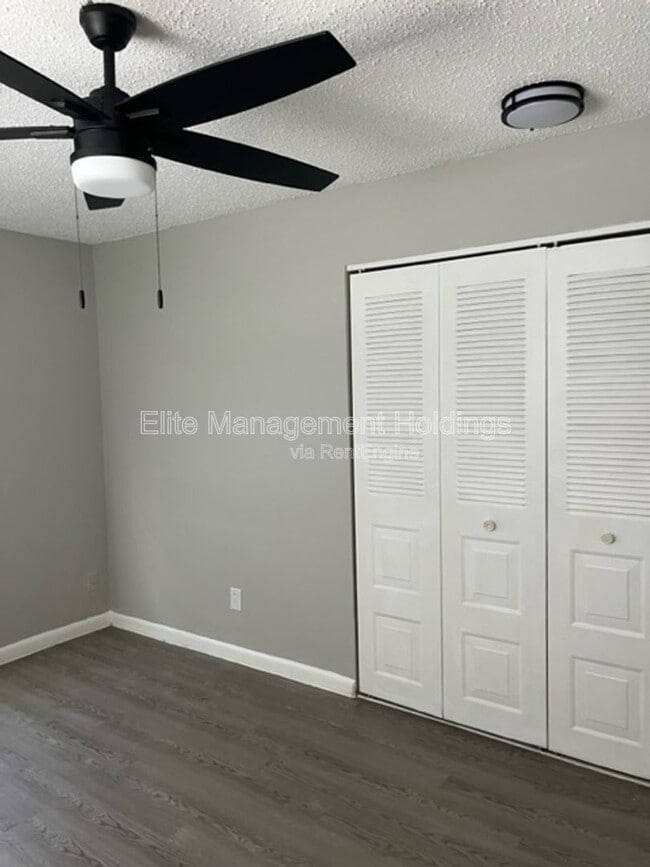 Foto del edificio - 1497 40th Ave