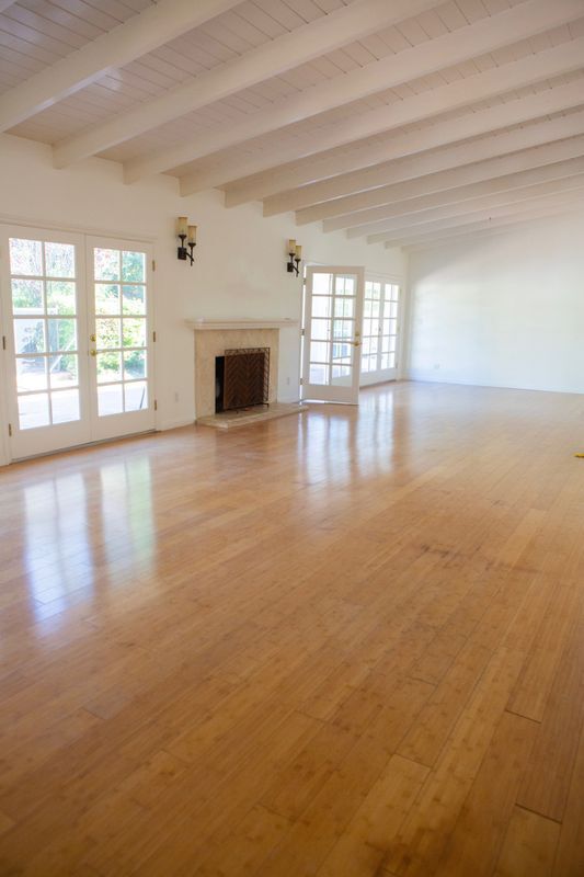 Foto del edificio - 5200 Valley Circle Blvd