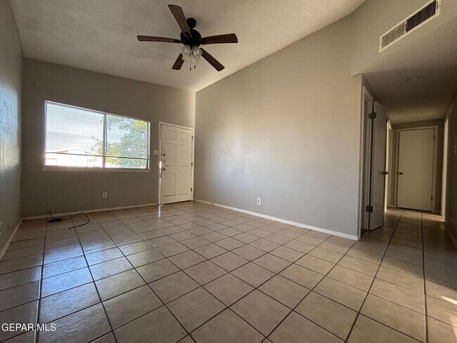 Foto del edificio - 10840 Obsidian St