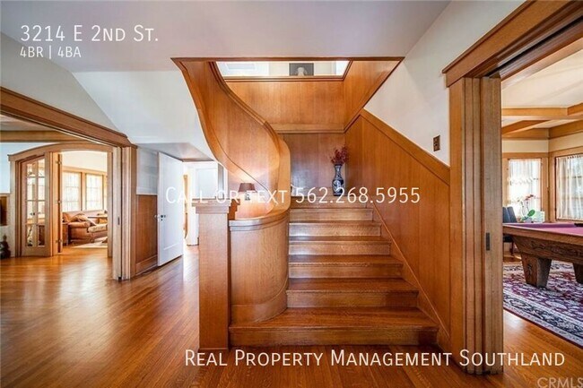 Foto del edificio - 4 BEDROOM 3 1/2 BATH ESTATE SITUATED IN PR...