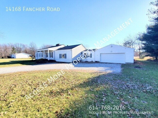 Building Photo - THREE BEDROOM FIVE ACRE HOME IN THE COUNTRY!