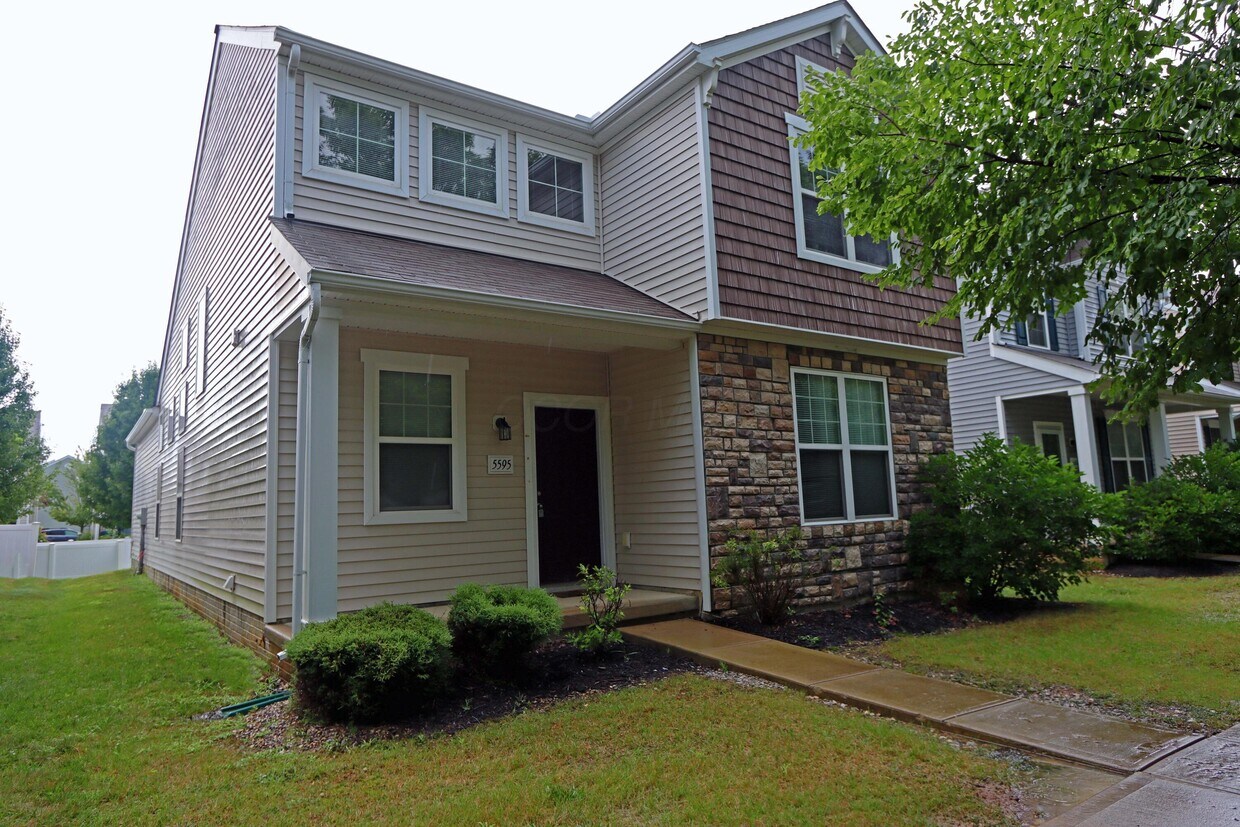 Primary Photo - 5595 Eagle River Dr