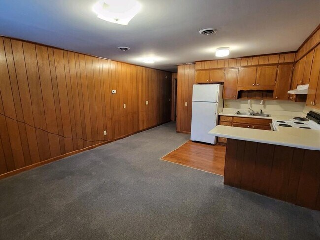 Foto del edificio - 45 Woodcott Rd