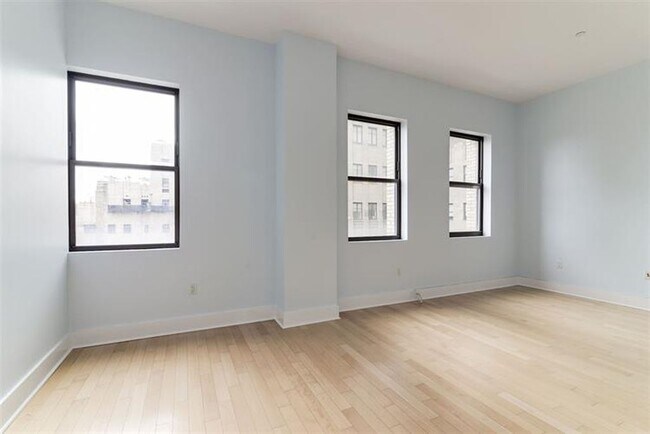 Foto del edificio - 4 Beacon Way