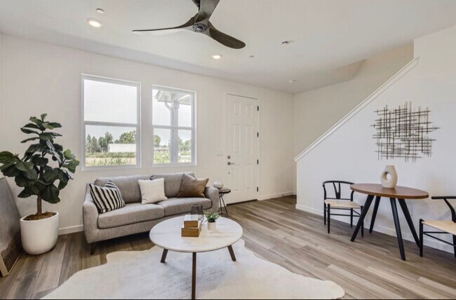 Building Photo - 2741 Spring Creek Cir