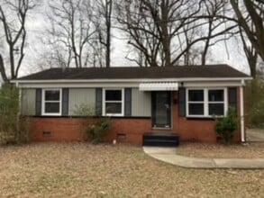 Building Photo - 509 Sinclair St