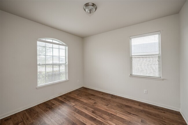 Building Photo - 7106 Montclair Peak Ln