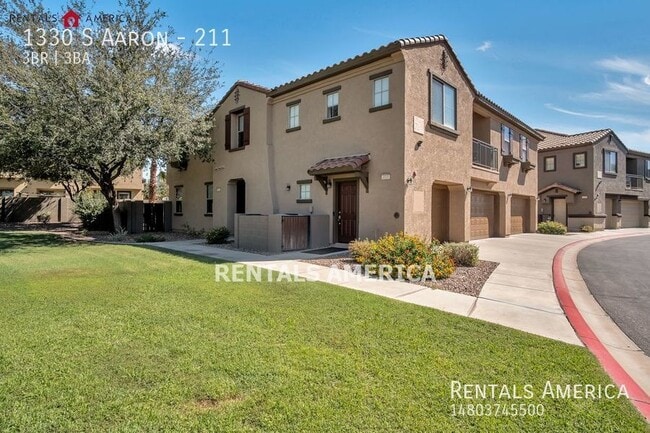 Building Photo - UPDATED 3 BEDROOM CONDO IN MESA