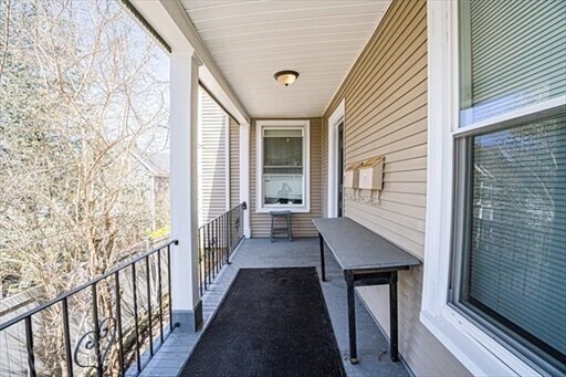 Foto del edificio - 38 Highland Park Ave