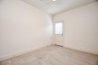 Building Photo - 9444 Kerrwood Ln