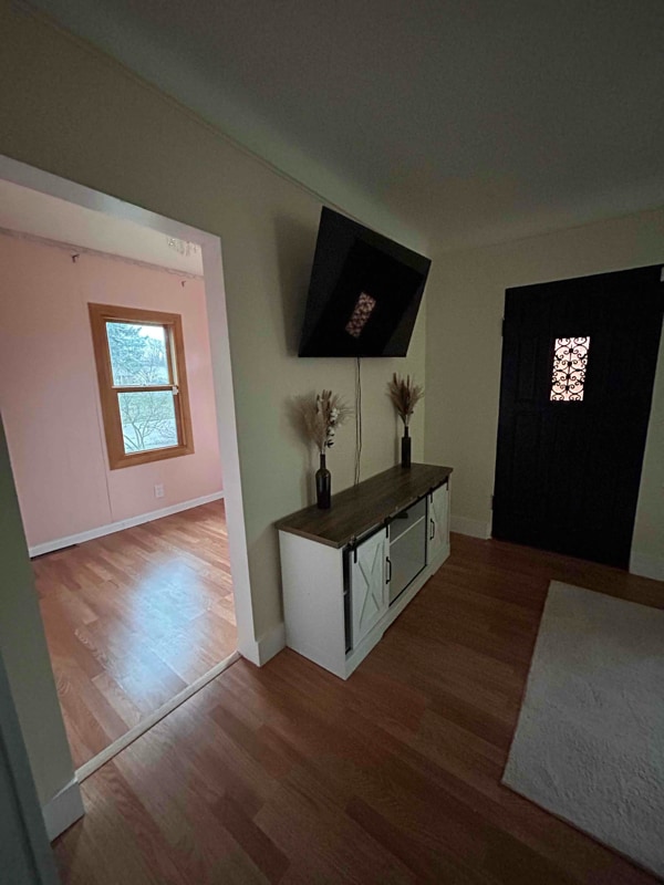 Building Photo - 10611 Baraga St
