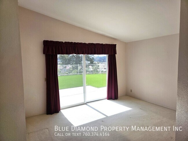 Building Photo - Spacious 3 Br, 2ba, in Carlsbad with views!