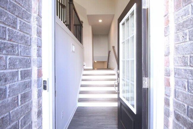 Foto del edificio - 2237 Pink Hawthorn Dr