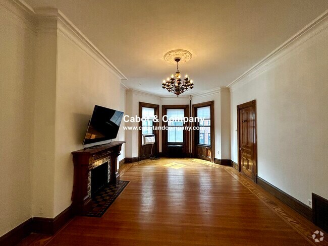 Building Photo - 144 Commonwealth Avenue