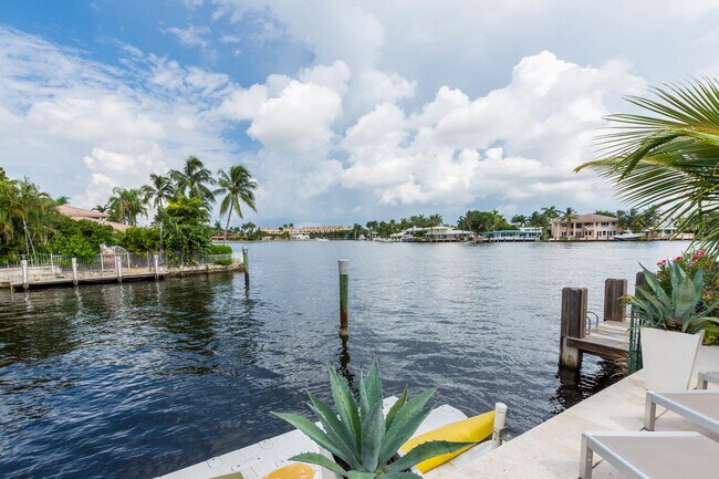 Foto del edificio - 2485 SE 8th St