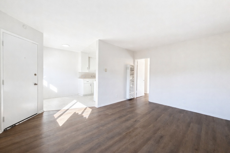 Photo - 2028 Wallace Ave (Costa Mesa, CA)