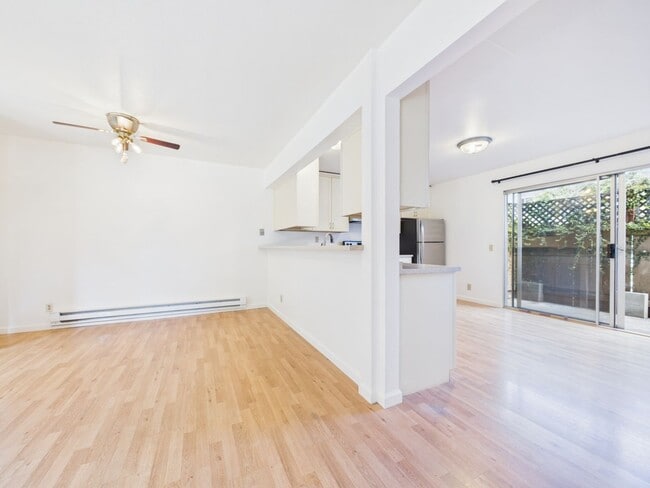 Building Photo - 3162 Eucalyptus St