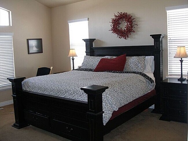 Foto del edificio - 12589 Sunlight Hill Ct
