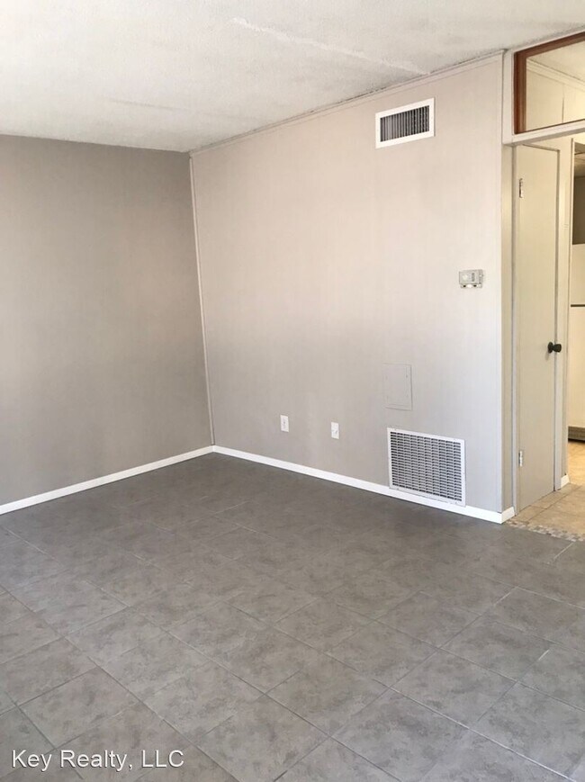 Building Photo - 1 br, 1 bath House - 1721 #2 White St.