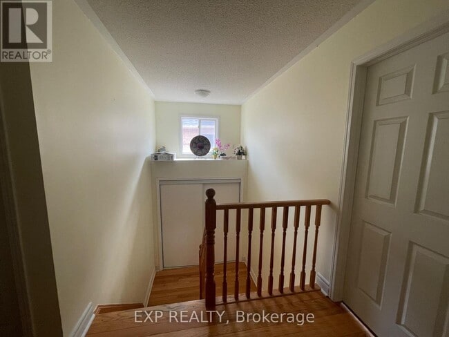 Building Photo - 37 Bayhampton Dr