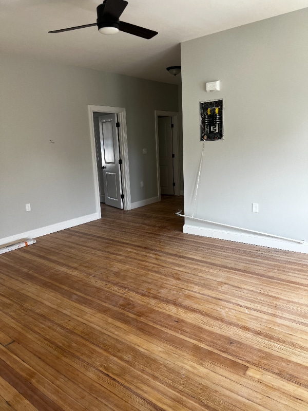 Foto del edificio - 2039 Pleasant St