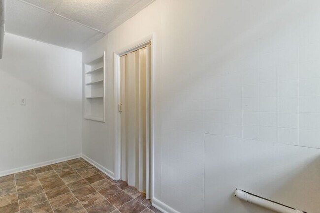 Foto del edificio - 518 E Manning St