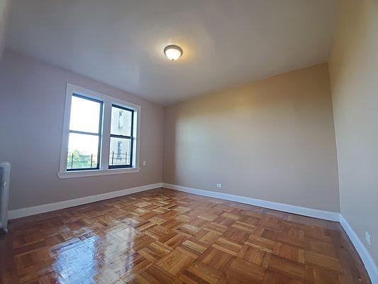 Building Photo - 1 bedroom in BRONX NY 10463