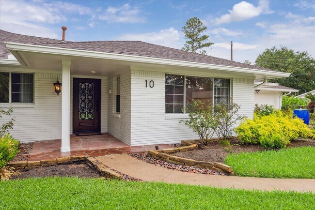 Foto del edificio - 10 Pom Ct