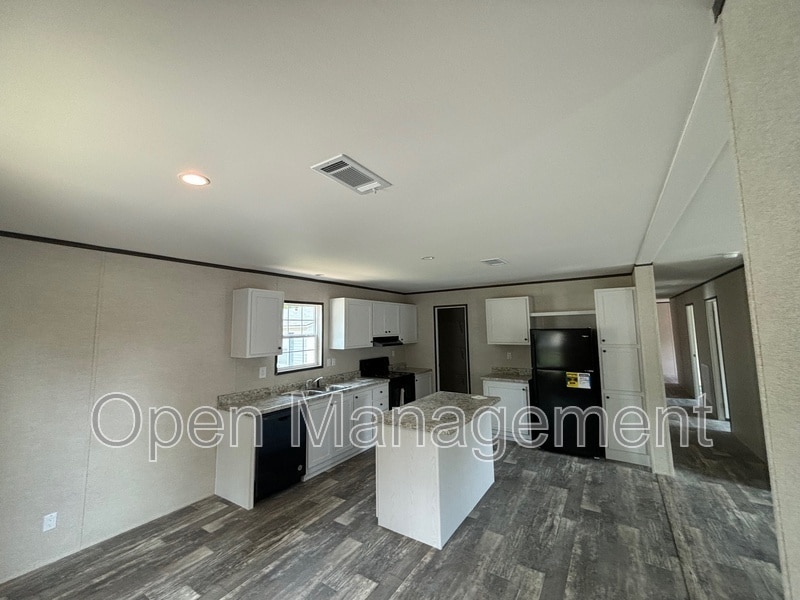 Photo - 356 Bayhead Dr