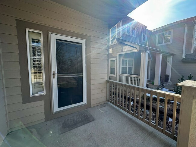 Building Photo - Park-facing freshly updated 5bd home in Hi...