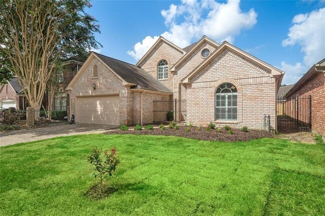 Building Photo - 13811 Muirfield Village Dr