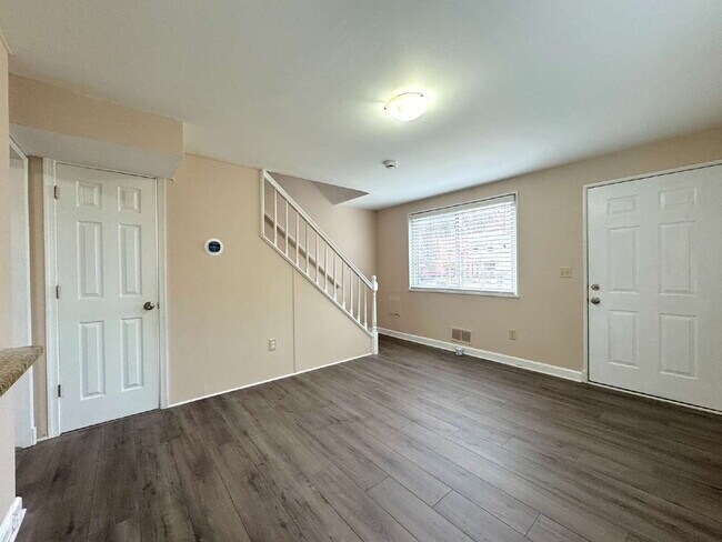 Foto del edificio - 5612 7th Rd S