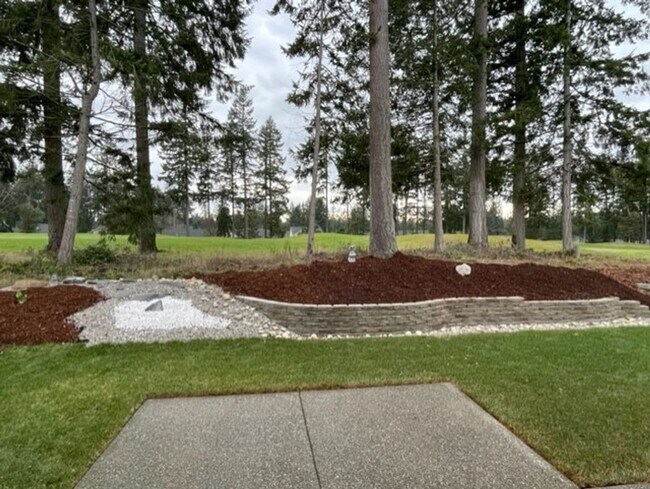 Building Photo - 4237 Caddyshack Dr NE Golf Course home, Ha...