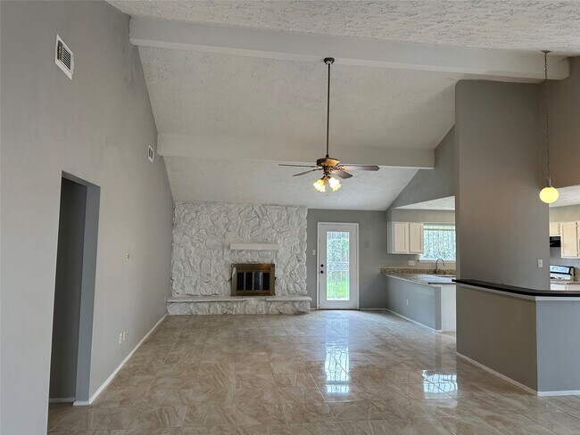 Building Photo - 14803 Wind Cave Ln