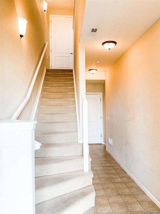 Foto del edificio - 8552 Gold Peak Ln
