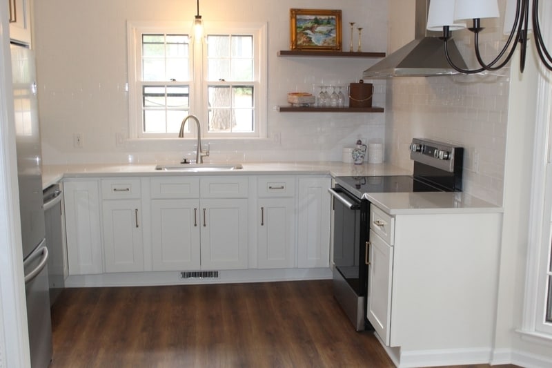 Foto del edificio - 5921 Applewood Ln