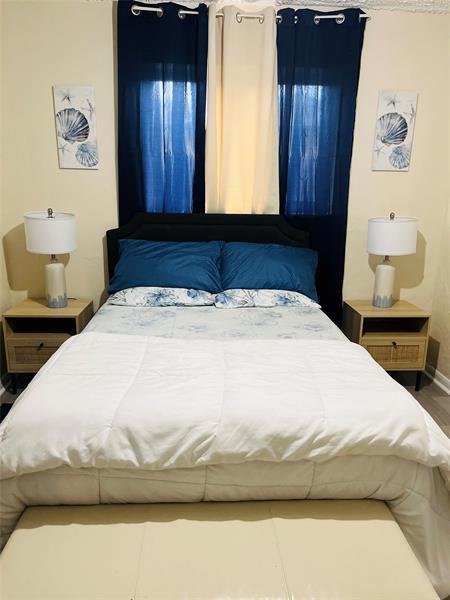 Foto del edificio - 661 SW 29th Terrace