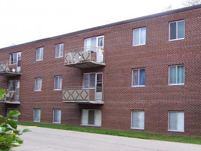 Primary Photo - Sandstone Apartments