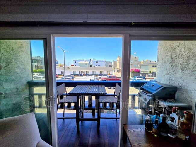 Foto del edificio - 320 Hermosa Ave