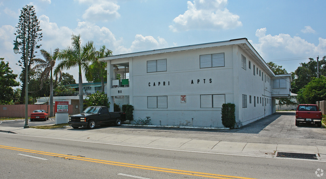 Foto del edificio - Capri Apartments