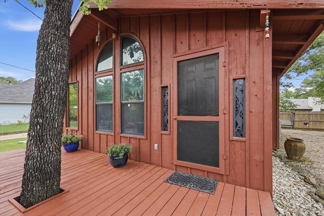 Foto del edificio - 111 Oaktree Ln