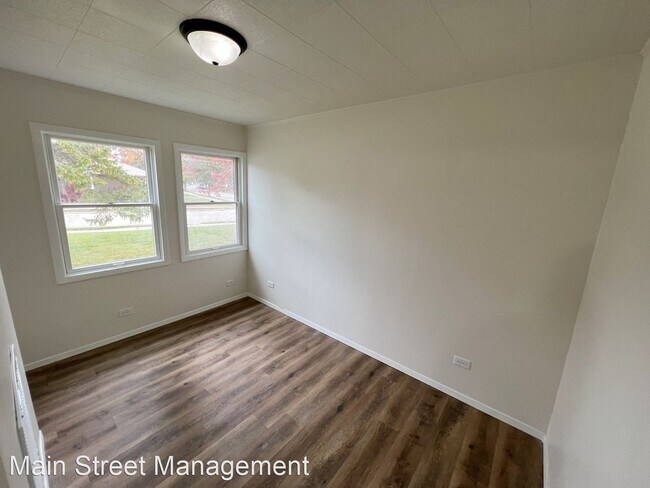 Building Photo - 2 br, 1 bath House - 3729 Dale St