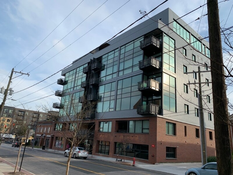 Foto principal - 1105 W Main St