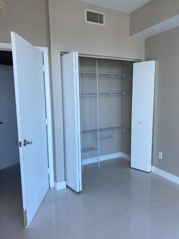 Building Photo - 60 SW 13th St