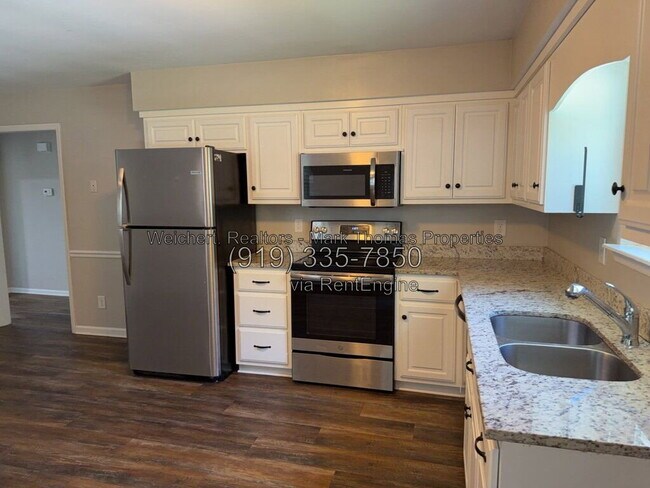 Building Photo - 219 Bridgefield Pl